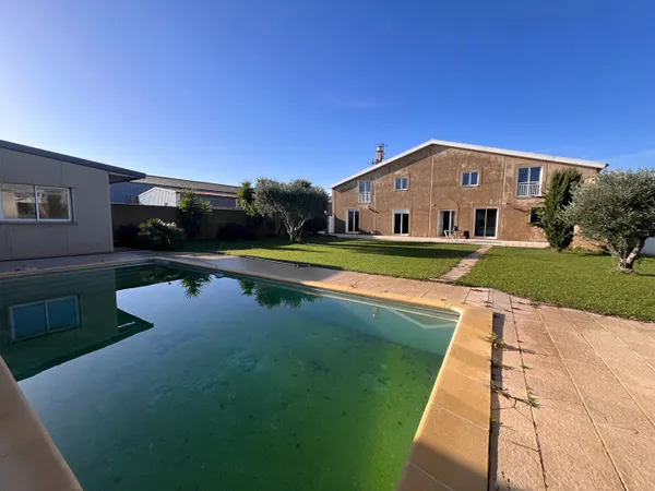 Maison 6 pièces 162 m² 