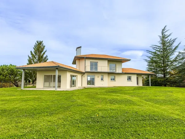 Maison de luxe 7 pièces 210 m² 