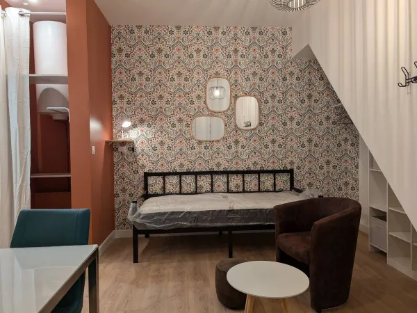 Lumineux studio Valenciennes centre refait à neuf 