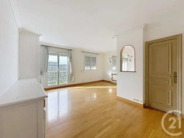 Appartement 4 pièces 63 m² 