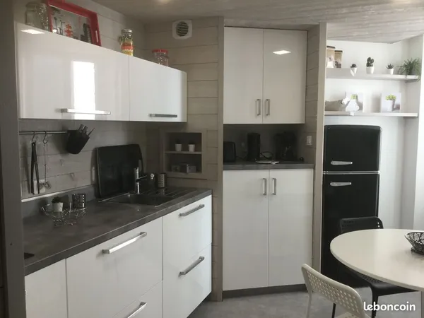 GRENOBLE CENTRE 2P+C CALME COSY CONFORTABLE neuf 