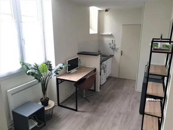 Appartement 1 pièce 16 m² 