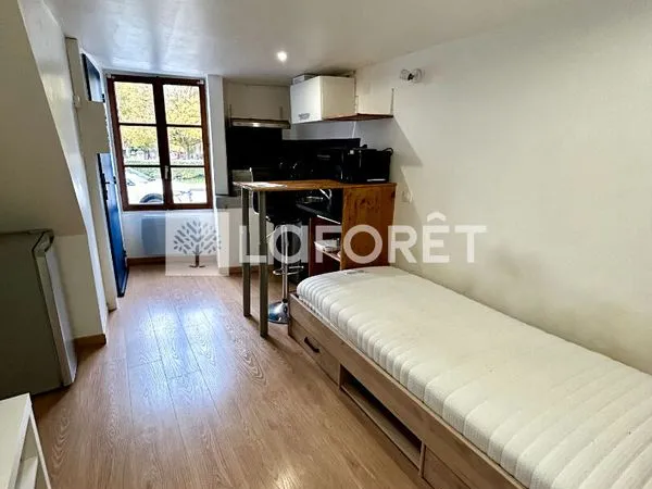 Appartement 1 pièce 13 m² 