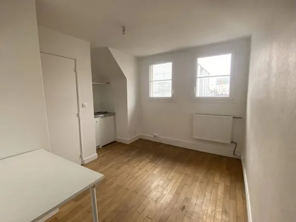 Appartement 1 pièce 14 m² 