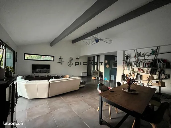 Maison 7 pièces 166 m² 