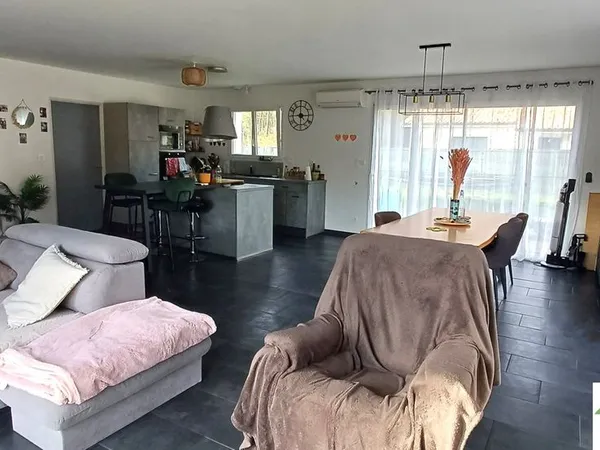 Maison 4 pièces 114 m² 
