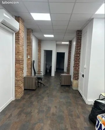 Boutique 56 m² 