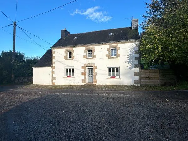 Maison 5 pièces 135m2 hangar sur 1ha 