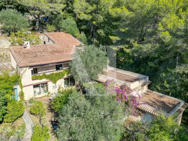 VILLA 7 PIECES - VUE MER 