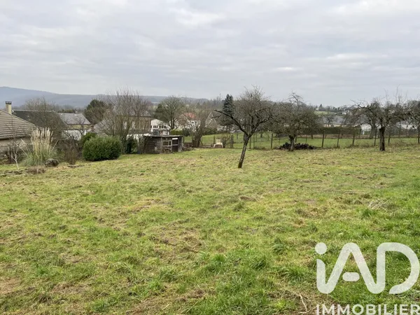 Terrain 930 m² 