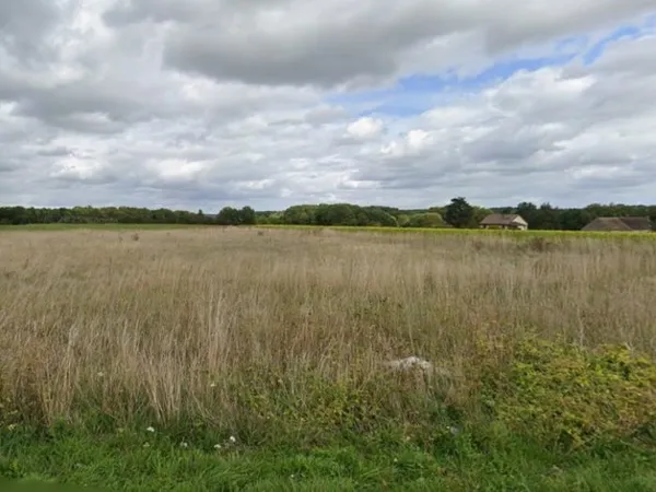 Terrain 594 m² 