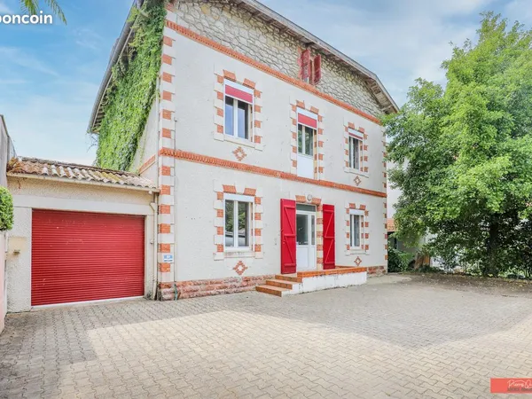Villa 6 pièces 169 m² 