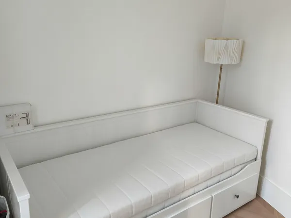 Loue studio rénové 