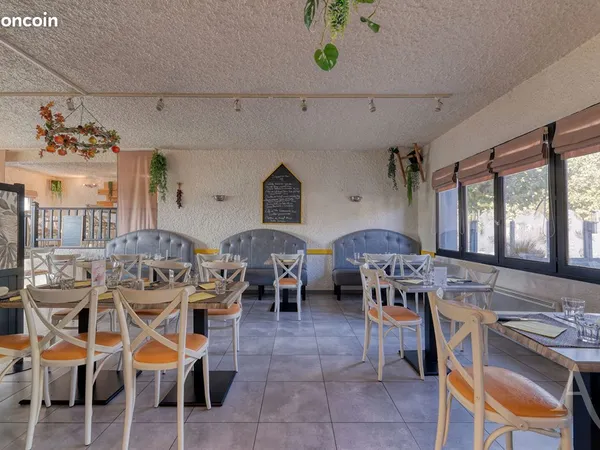 Fonds de commerce 90 m² CLISSON 