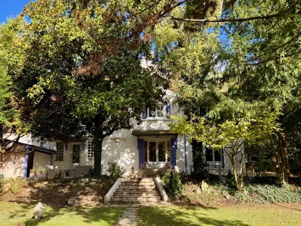 Maison 6 pièces 180 m² 