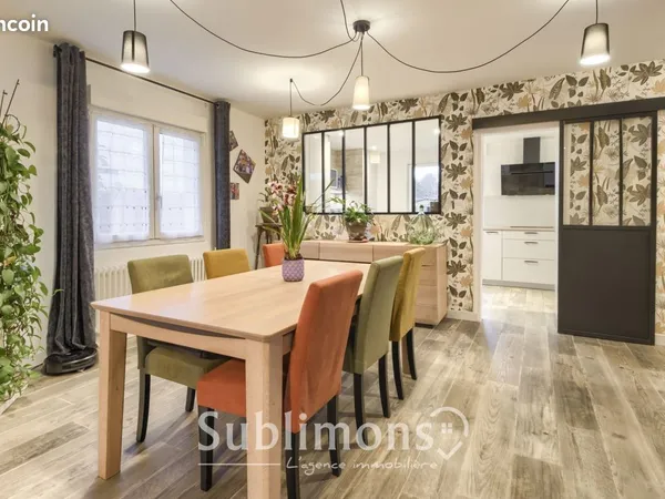 Maison 6 pièces 145 m² 