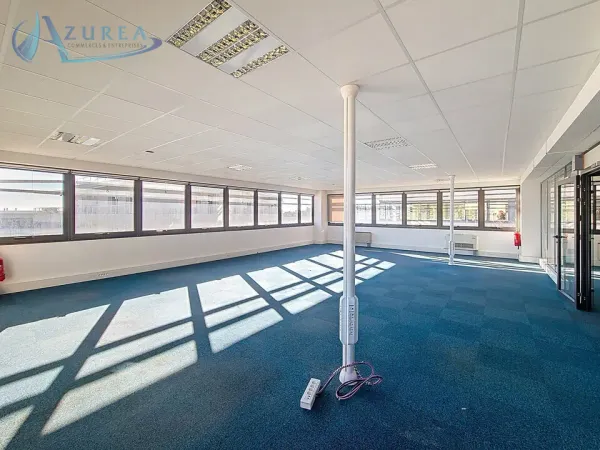BUREAUX A LOUER 