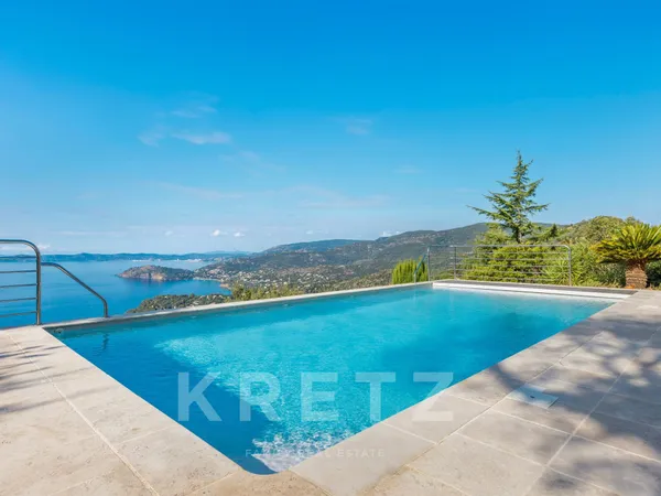 Rayol Canadel - Villa Provençale - Potentiel constructible 
