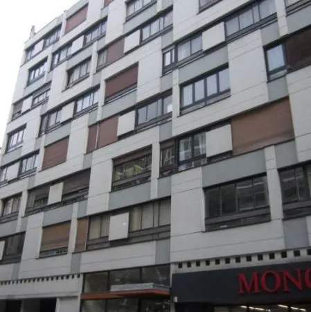 Studio 1 pièce 30 m² 
