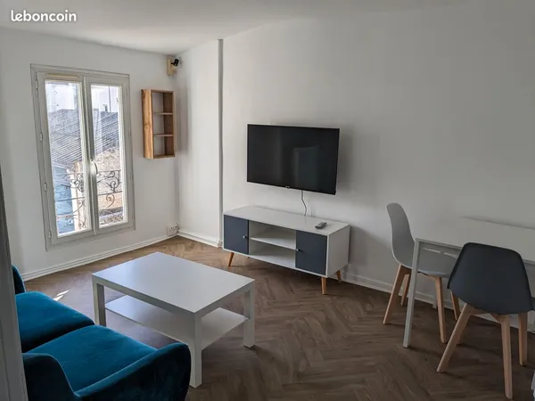 Appartement meublé à louer centre ville de Niort 