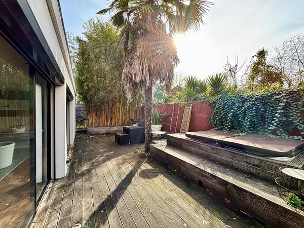 Duplex 4 pièces 198 m² 