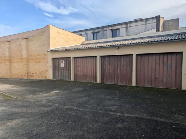 Parking - Garage Location Bordeaux   120€