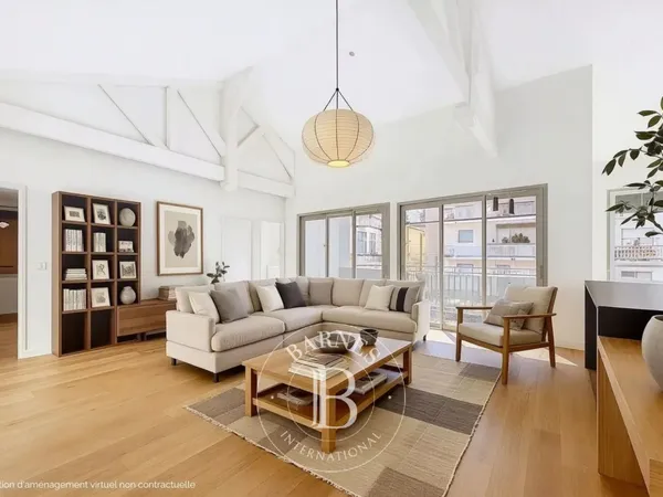 SUPERBE APPARTEMENT AVEC LOGGIA À 50 MÈTRES DU BASSIN 