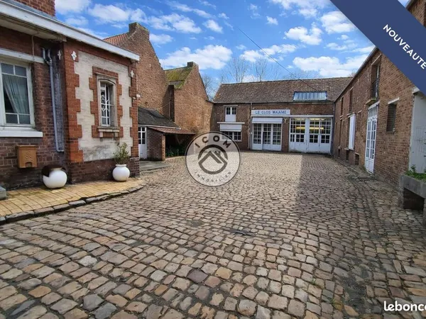 Maison 6 pièces 183 m² 