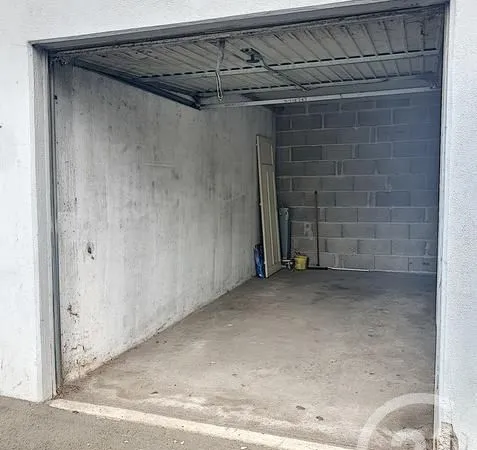 Parking 10 m² 