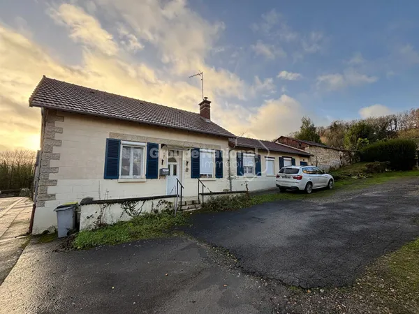 Maison de plain-pied 5 pièces 140 m² 