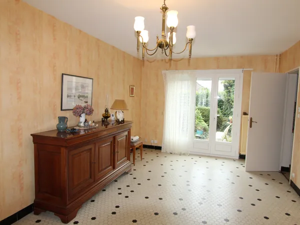 Maison familiale 105 m2 Tours Nord, secteur du Maine Type 
