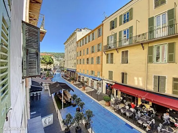 Appartement 1 pièce 15 m² 
