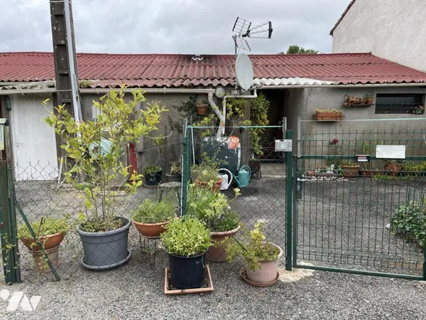 Maison 6 pièces 373 m² 