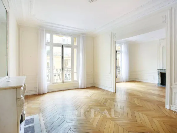 Appartement 5 pièces 143 m² 