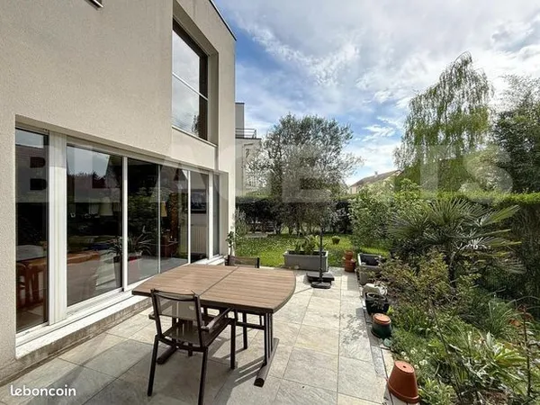 Maison 5 pièces 117 m² 