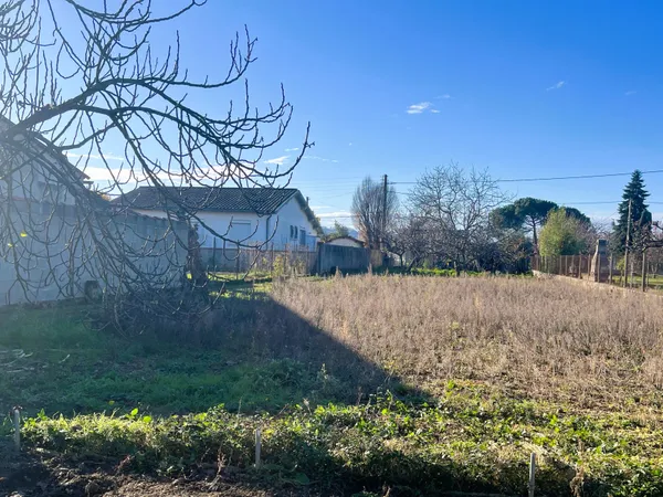 TERRAIN - 1030 m2 