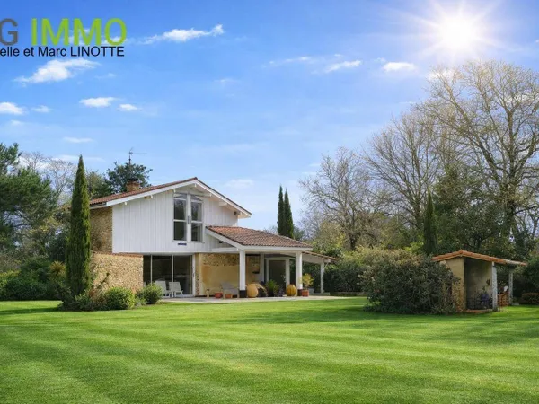 Villa 7 pièces 170 m² 