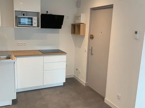Très beau F2 à CLERMONT-FERRAND 