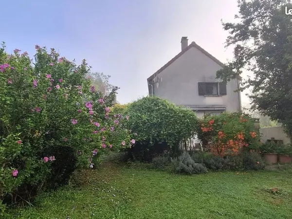 Maison de 91M² - 3 chambres - Terrain 542M² 