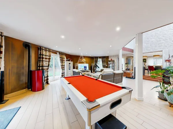 Maison 12 pièces 293 m² 