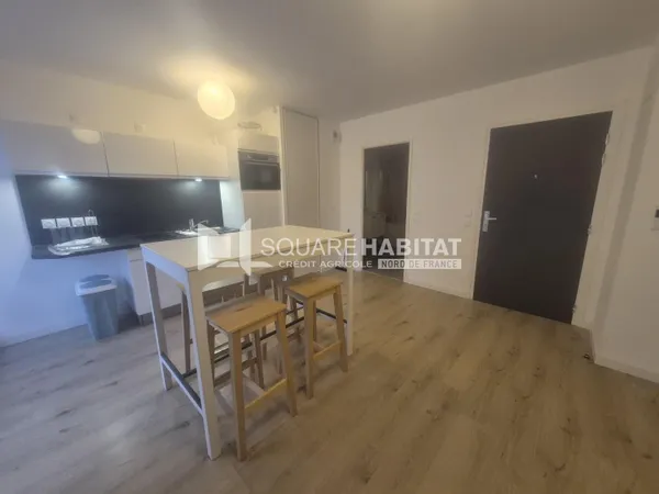 SUPERBE STUDIO MEUBLE RESIDENCE RECENTE VAUBAN 