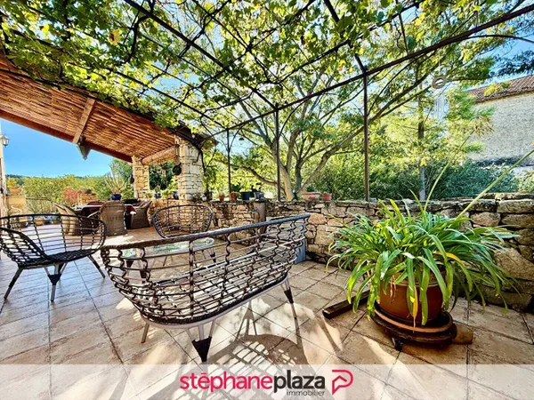 Maison 5 pièces 156 m² 
