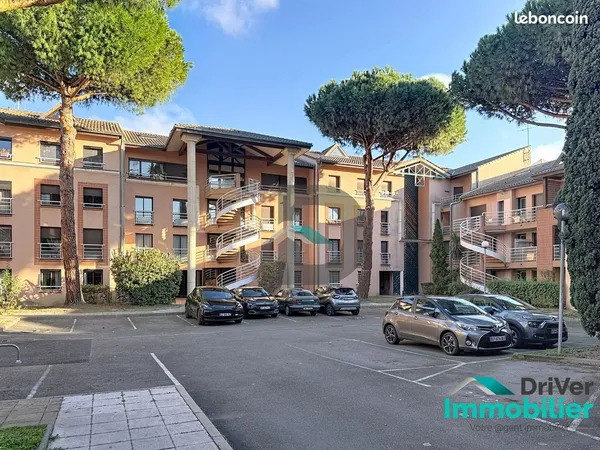 Studio 1 pièce 29 m² 