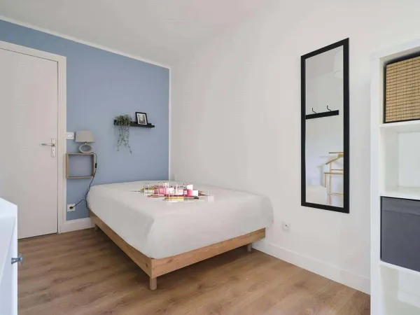 Studio 1 pièce 15 m² 