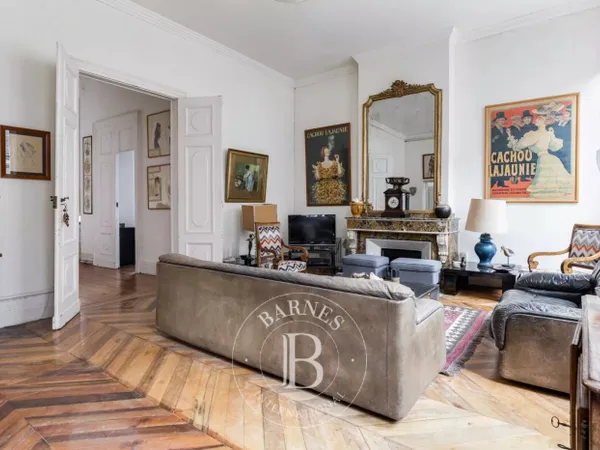 CARMES - Appartement de 161m2 - Immeuble de standing 