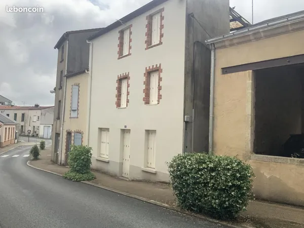 Studio 1 pièce 22 m² 