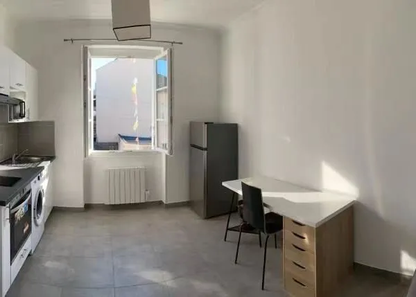 À louer - T2 meublé 28 m² -Centre-ville de Nantes, proche gare 
