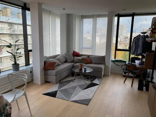 Loue T2 - 55m² - Paris 