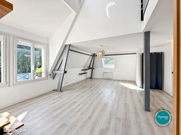 Duplex 4 pièces 82 m² 