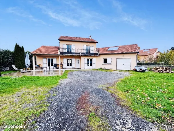 Maison 6 pièces 167 m² 